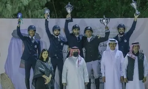 محمود عبد القادر يفوز بالجائزة الكبرى لبطولة ناصر بن حمد لقفز الحواجز