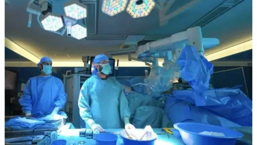 الأولى في المنطقة: إجراء أول عملية زراعة بنكرياس روبوتية بنجاح في المملكة العربية السعودية