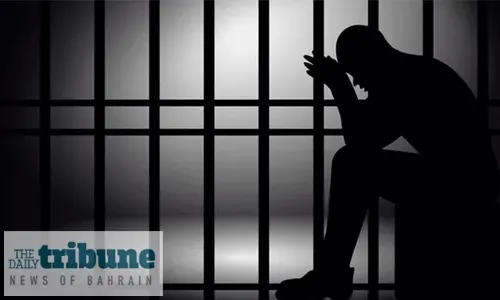 تأييد حكم سجن متهم في قضية سرقة متجر في سند