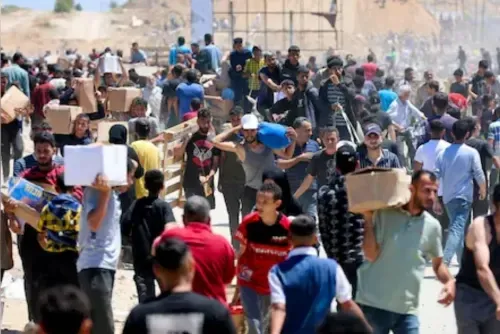 منظمة الصحة العالمية توصل أول شحنة مساعدات طبية إلى غزة منذ 2 مارس