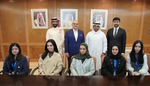 الرئيس التنفيذي لبنك البحرين الإسلامي يلتقي بمتدربي بورصة البحرين