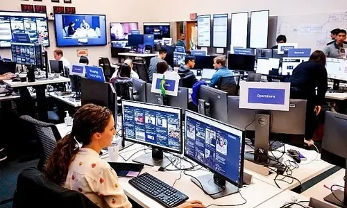 «غرفة عمليات» فيسبوك لمكافحة التلاعب