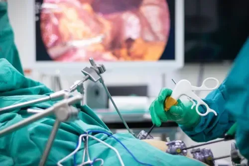 Negligence cases mount, sparking calls for stricter regulation of weight-loss surgeries