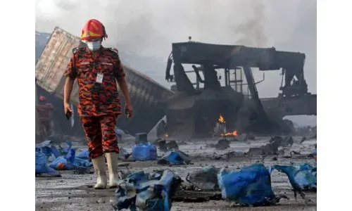 مقتل 25 شخصاً وإصابة 170 آخرين في حريق مستودع ببنغلاديش