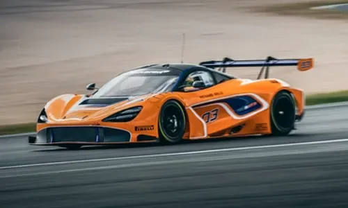 سيارة ماكلارين 720S GT3 الجديدة تظهر لأول مرة عالمياً في البحرين