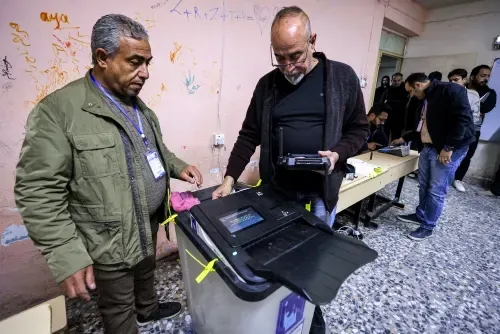 Iraqis vote in first provincial elections in a decade