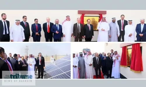 وزير النفط يفتتح محطة تطوير للطاقة الشمسية بقدرة 3 ميجاوات