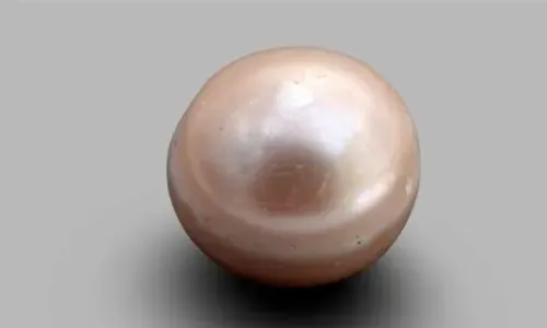 العثور على أقدم لؤلؤة في العالم في أبوظبي