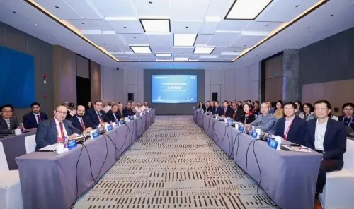 جامعة العلوم التطبيقية تشارك في حوار التعليم العالي بين الصين ودول مجلس التعاون وتزور مؤسسات تعليمية رائدة في هانغتشو