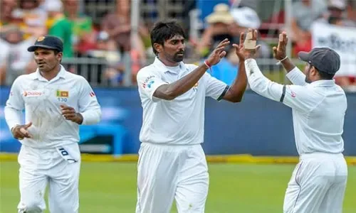 Lakmal takes first Test wicket of 2017