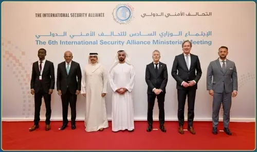 وزير الداخلية: البحرين تقود العمليات الأمنية المشتركة
